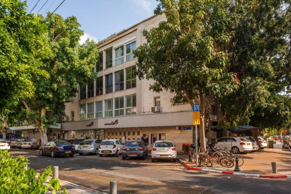 Big Apartment Next To Gordon Beach Plus Free Parking Tel Aviv Exterior foto